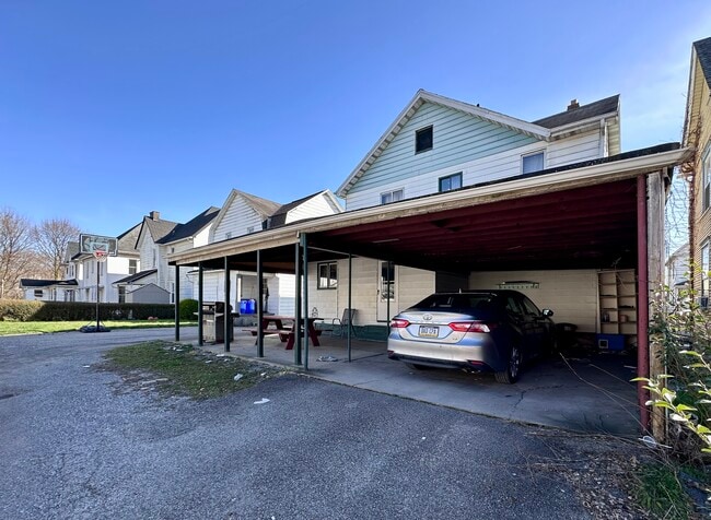 411 Bartram Ave