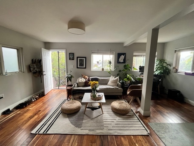 Building Photo - 1482 Innes Avenue Unit Garden Flat