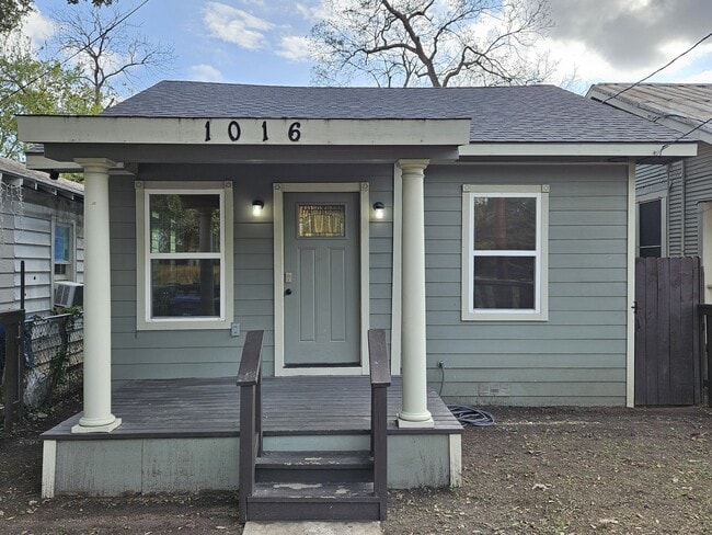 Photo - 1016 Center St