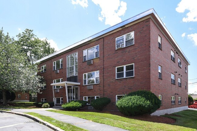 Building Photo - 1105 Lexington St Unit 11 Rental