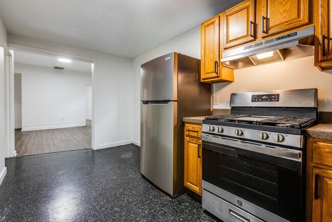 Photo - 182 W Warrington Ave Unidad Apt 3