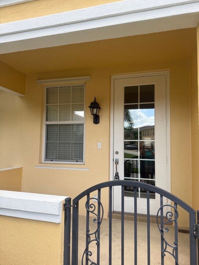 Photo - For the executive who wants it all, and the couple ready to simplify without settling