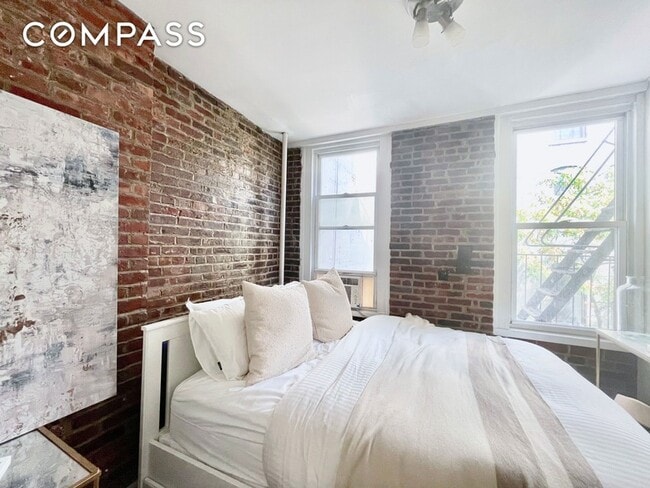 Photo - 57 Spring St