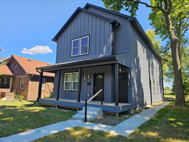 Building Photo - 2751 Guilford Ave Unit 2751 Guilford Ave -  A Rental