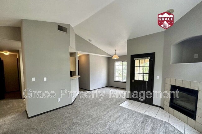 Building Photo - 8757 E Dry Creek Rd Unit Centennial Rental