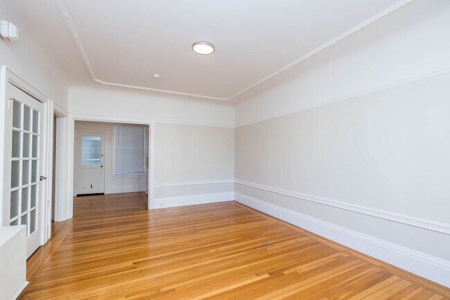 Photo - 1265 Washington