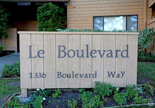 Photo - Le Boulevard Apartments