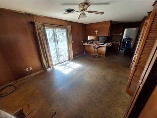 Photo - 139 Wagwood St