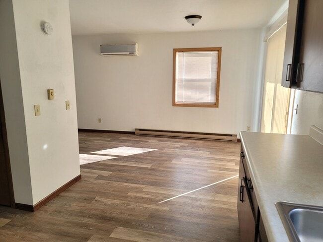 Photo - 2460-2462 2nd Ave South Unit 2460