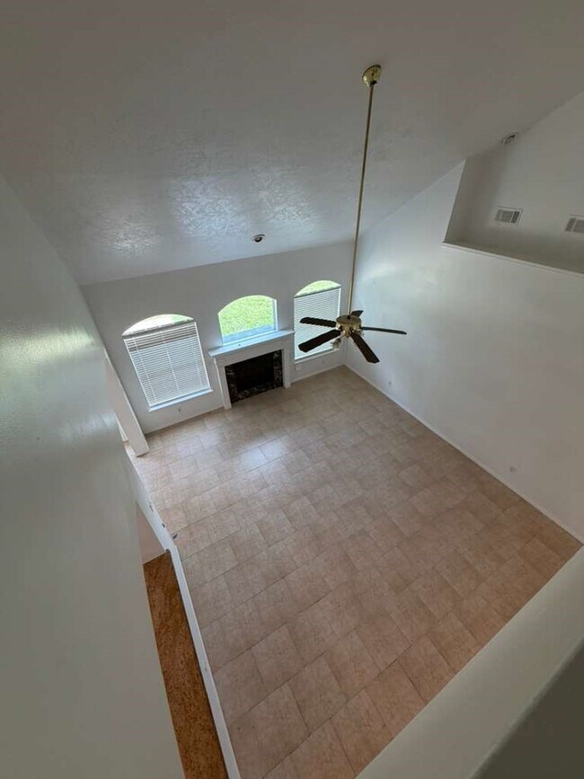 Photo - 13103 Bainbridge Trail