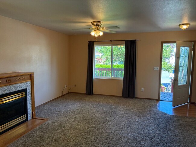 Photo - 2600 Arbor St