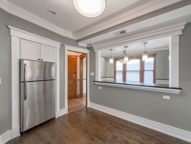 Photo - 1918 W Berenice Ave Unit J05P