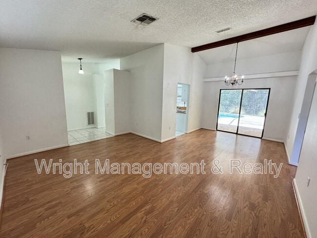 Photo - 7908 Knight Dr
