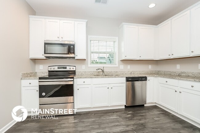 Photo - 836 Ellyson Dr