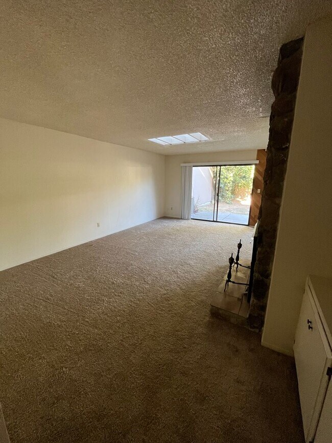2Story Home in Stonegate Area House Rental in Davis, CA