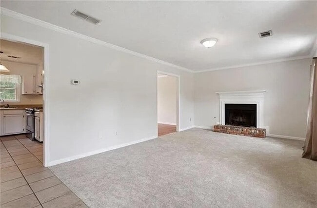 Photo - Room in House on Brooks Dr