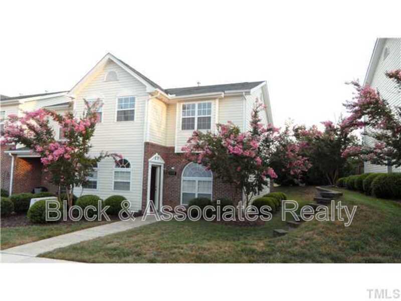 Photo - 2120 Piney Brook Rd Unidad #108 Rental