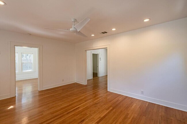 Photo - 902 Bouldin Ave