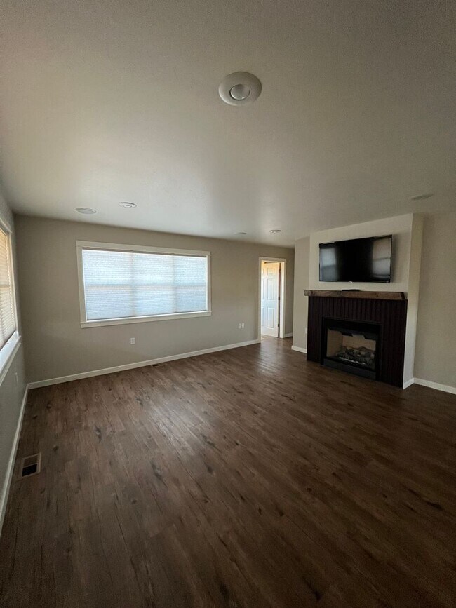 Photo - Horse Property