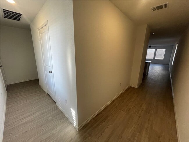 Photo - 141 Basalt Dr