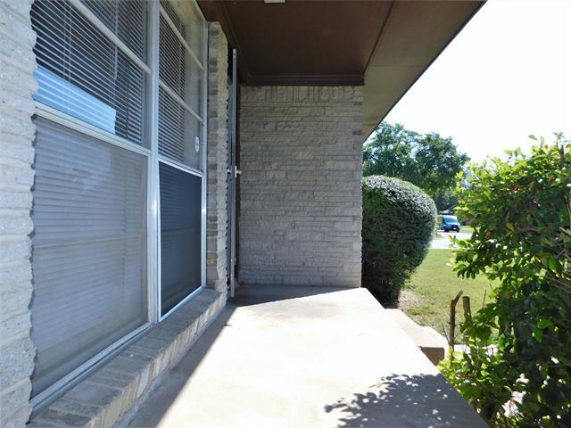 Photo - 929 Manhattan Dr