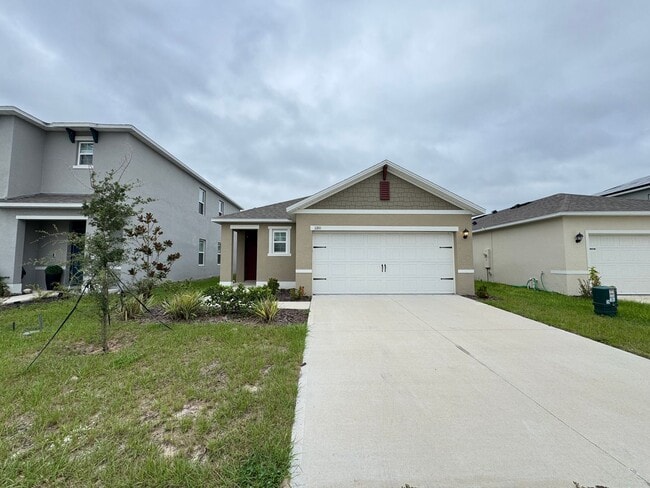 Photo - Charming Davenport 3BD Home with Included Cable & Pet-Friendly Living - $500 off of a month of rent!