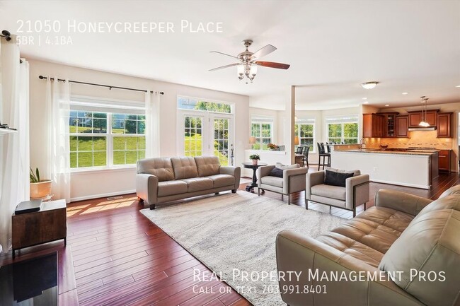 Photo - 21050 Honeycreeper Pl