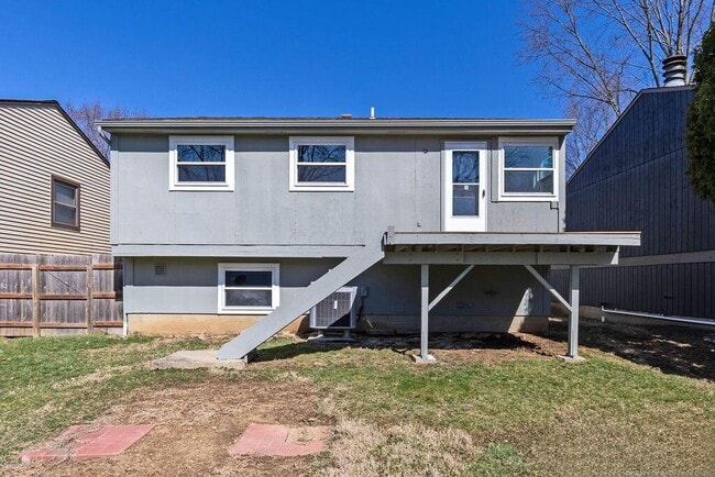 Photo - 3357 Chetwood Pl