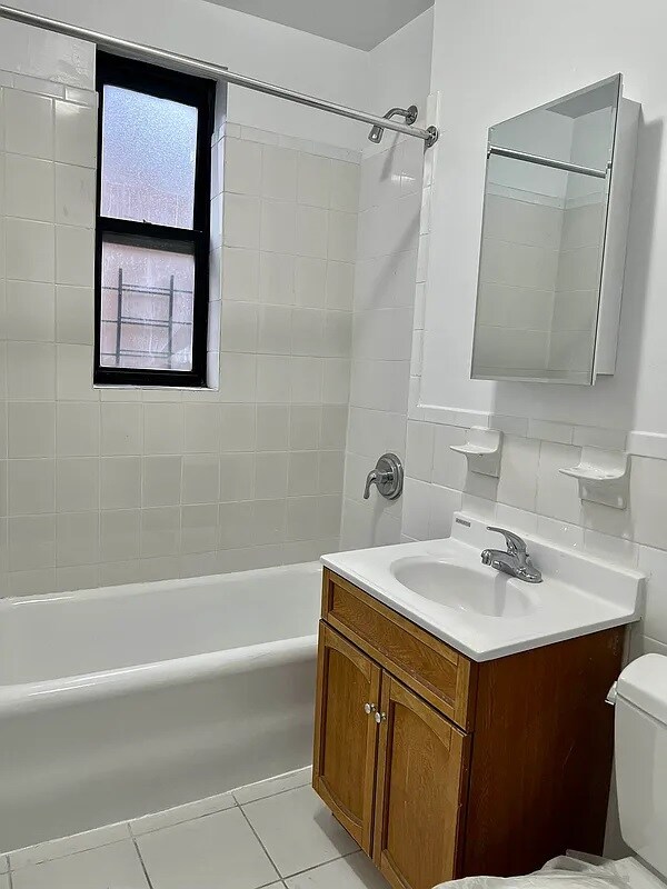 Photo - 2095 Grand Concourse Unit 34