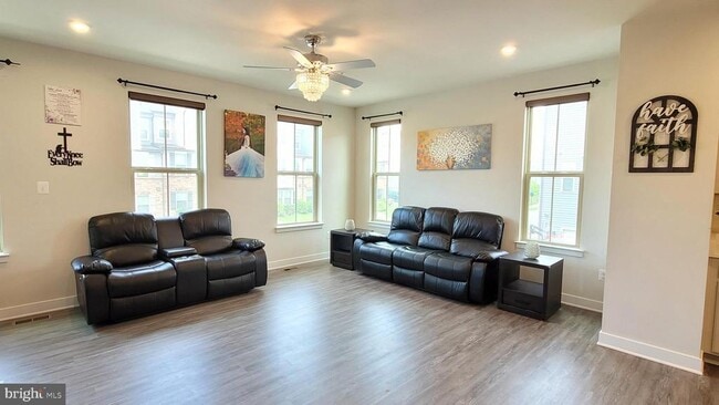 Photo - 8667 Shady Pines Dr