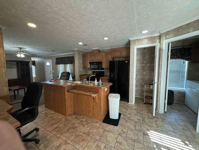 Photo - 17091 Swamp Rd