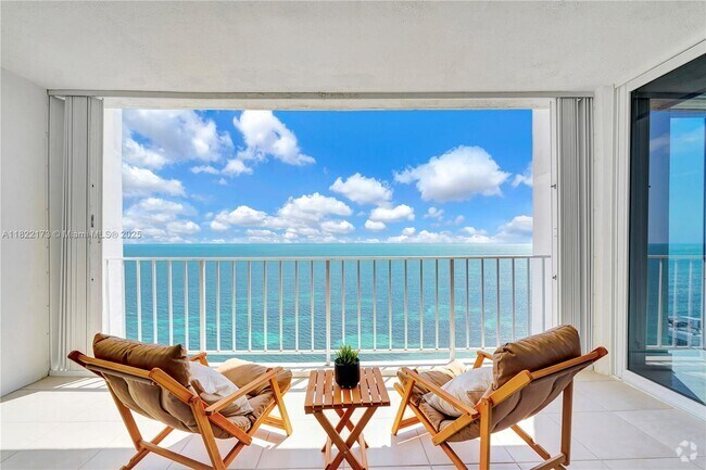 Building Photo - 881 Ocean Dr Unit 21D Rental