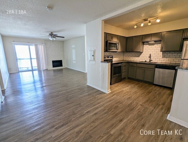 Building Photo - 3618 Warwick Blvd Unit 3630-1