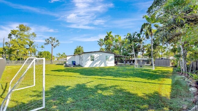 Photo - 11240 SW 60th Terrace