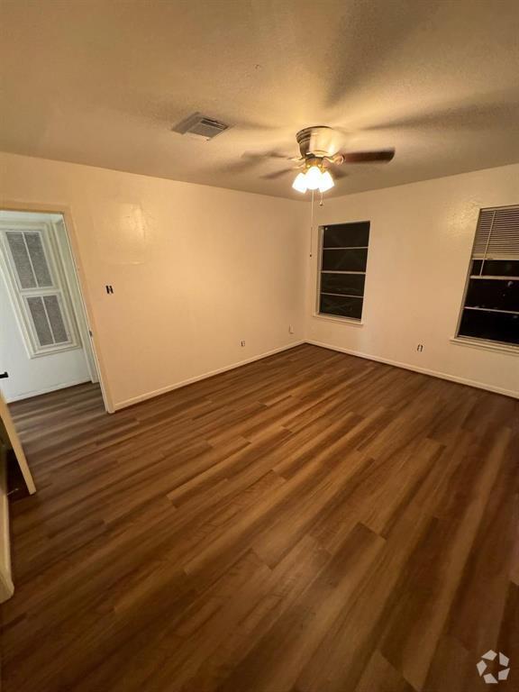 Building Photo - 502 Sammon Dr Unit 3 Rental