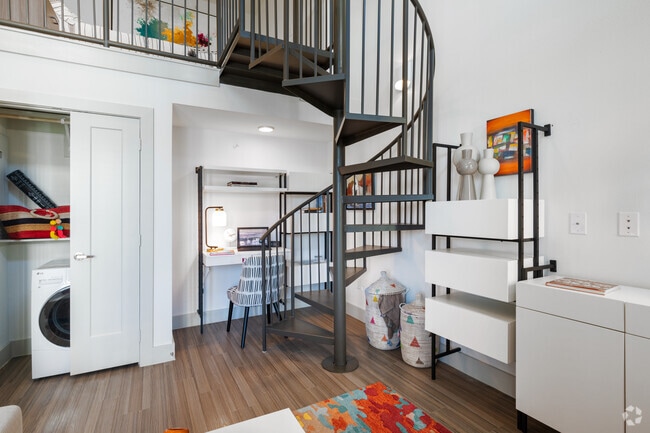 Studio _ 476SF - Placemakr Downtown Austin