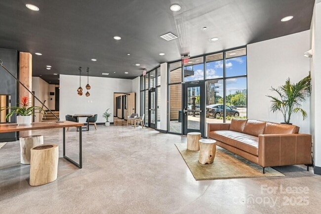 Photo - 1028 Stitch Bnd Wy Unidad Longleaf