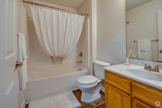 3BR, 2BA - 1,053SF Second Bathroom