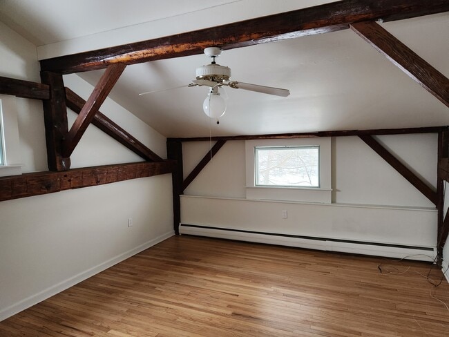 Photo - 116 W High St Unidad 201