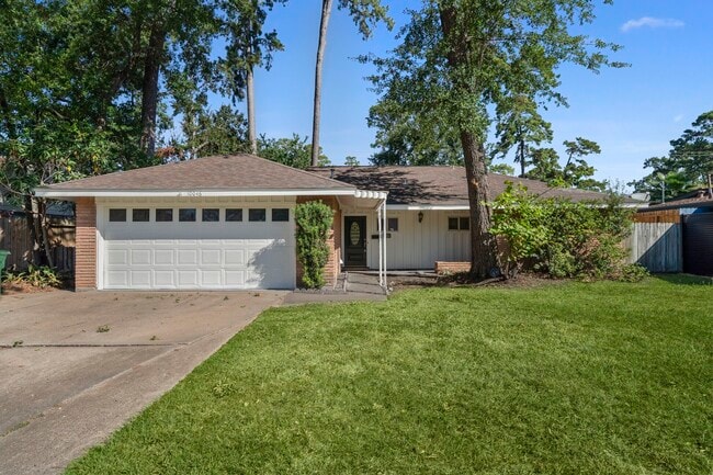 Building Photo - 10046 Cedardale Dr