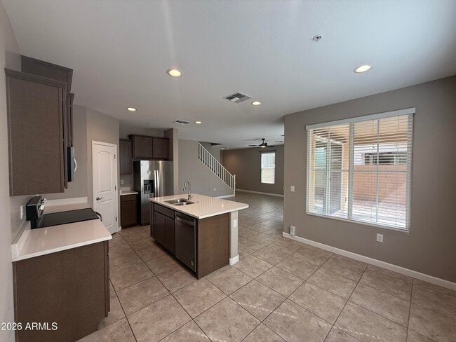 Photo - 1255 N Arizona Ave