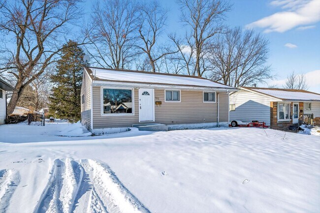 Photo - For Rent – 3 Bedroom Home | Section 8 Welcome