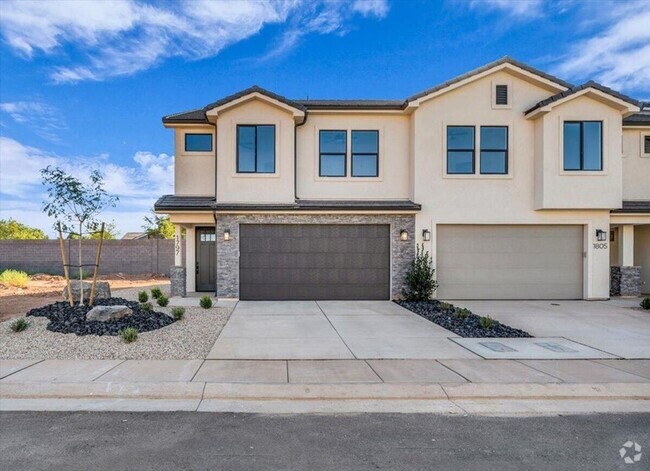 Building Photo - 4 bedroom, 2.5 bathrooms Home!