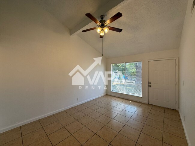 Photo - 7201 Glen Mist