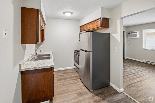 A 2BR, 1BA Premium - 800SF - Kitchen