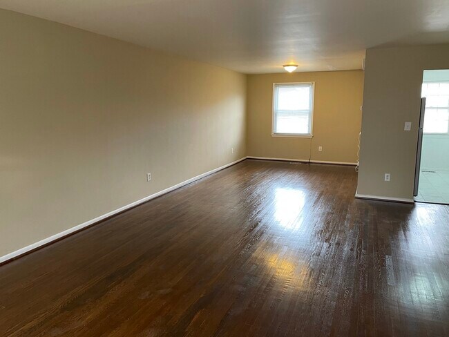 Photo - 164 Old Enterprise Rd