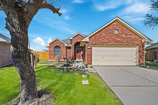 Photo - 7202 Lyndhurst Village Ln