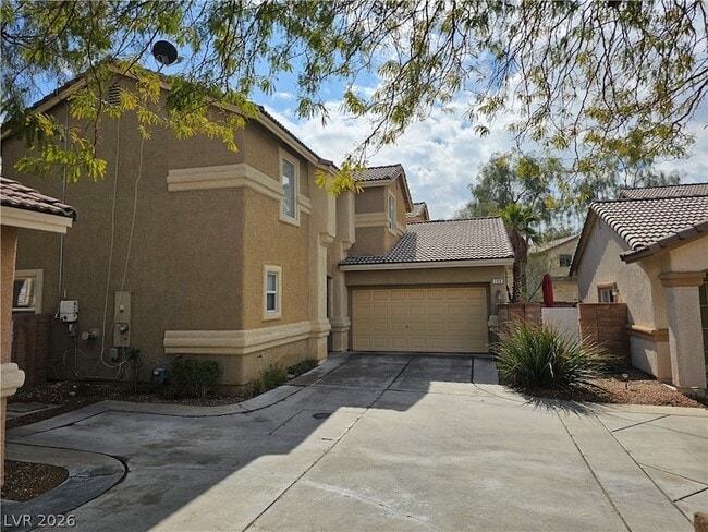Photo - 140 Samantha Rose St