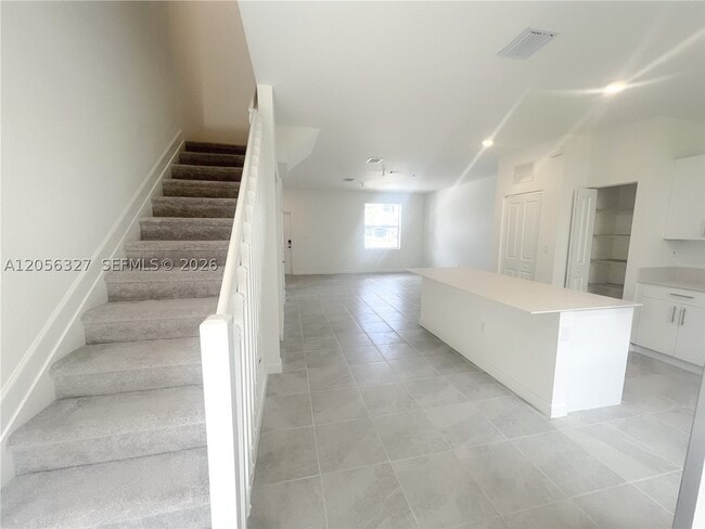 Photo - 145 SE 11th St