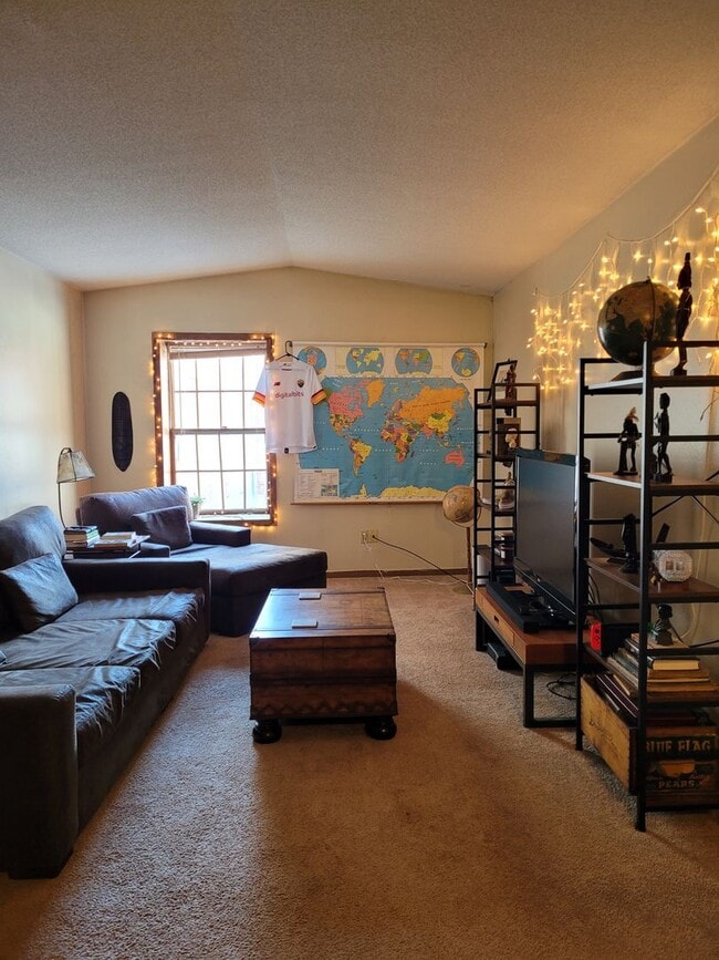 Photo - Spacious Downtown One Bedroom Unit 13